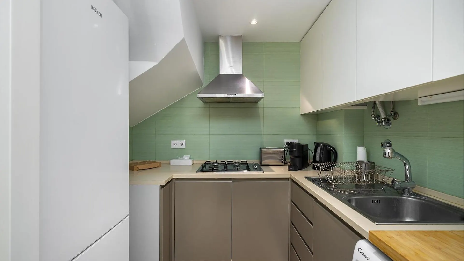 Apartment Whome Campo De Ourique 1Br Duplex With Ac Lisbon Portugal