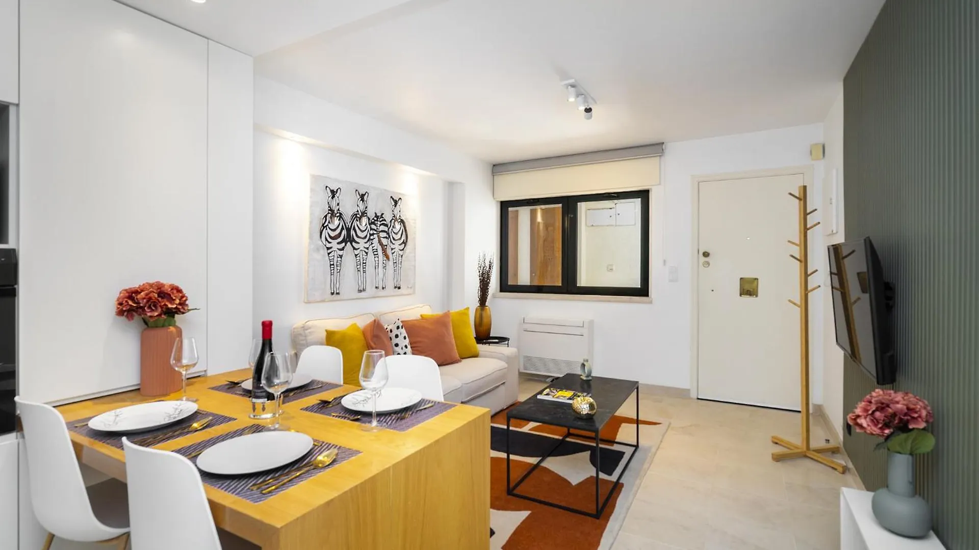 Whome Campo De Ourique 1Br Duplex With Ac Lisbon 0*,  Portugal