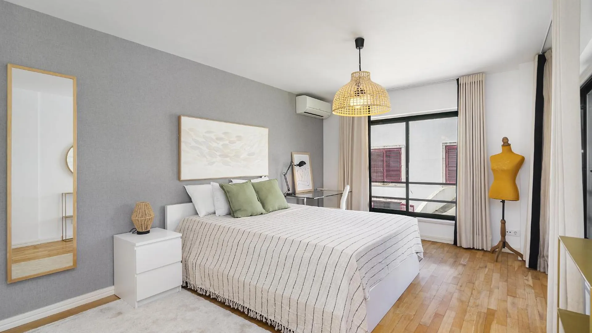 Whome Campo De Ourique 1Br Duplex With Ac Lisbon Portugal