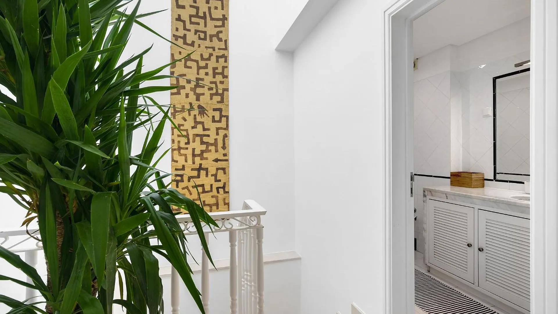 Apartment Whome Campo De Ourique 1Br Duplex With Ac Lisbon Portugal
